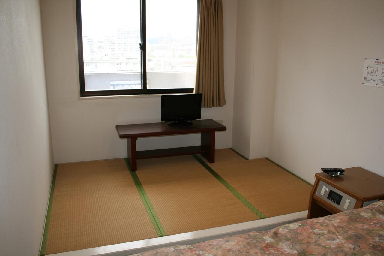 Hiroshima Peace Hotel Ujina Екстериор снимка